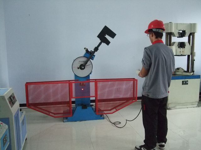 沖擊試驗(yàn)機(jī)